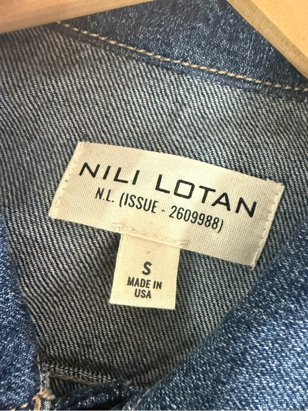 Nili Lotan Denim Jacket Small Cropped Button Front USA Made Jean - Picture 4 of 8
